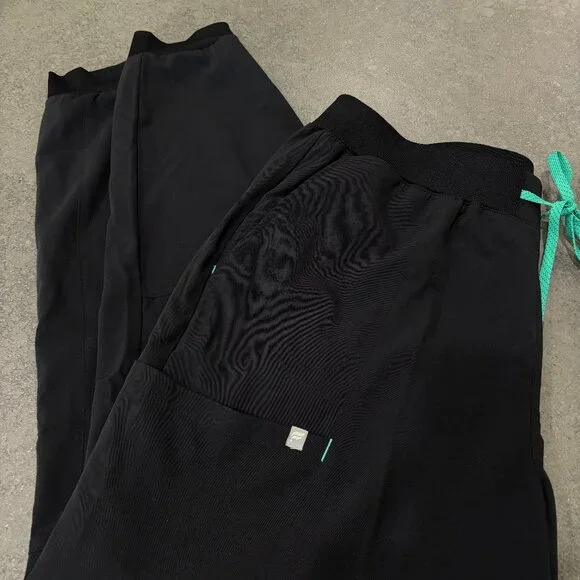 On-Call Scrub Jogger by Fabletics Size XXL/1X - Picture 4 of 4